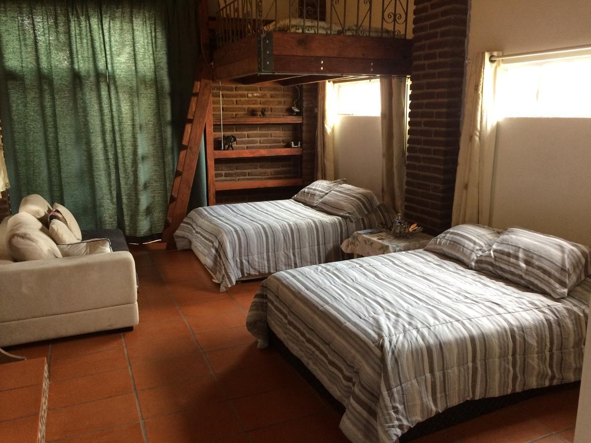 B&B Oui Madame Тихуана Екстериор снимка